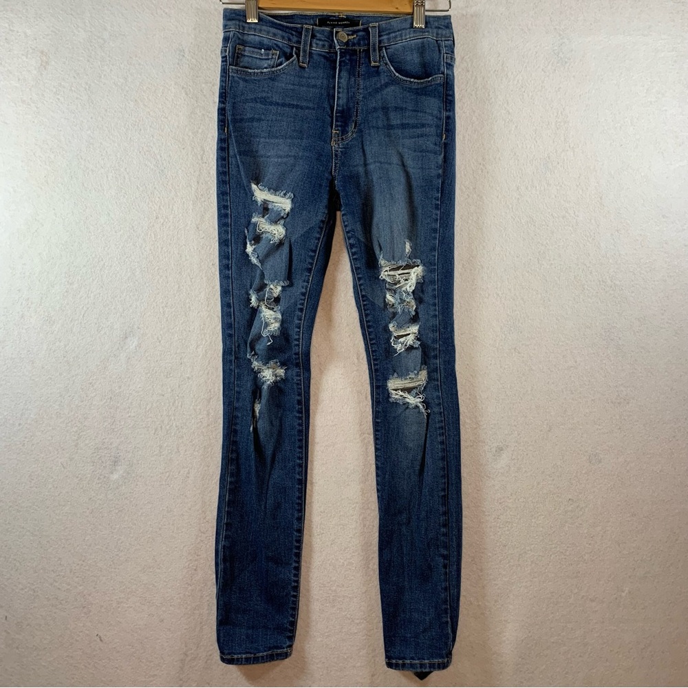 Flying Monkey High‎ Rise Skinny Sz 27 Distressed Made in USA